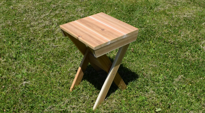 Build a Cedar Outdoor Side Table